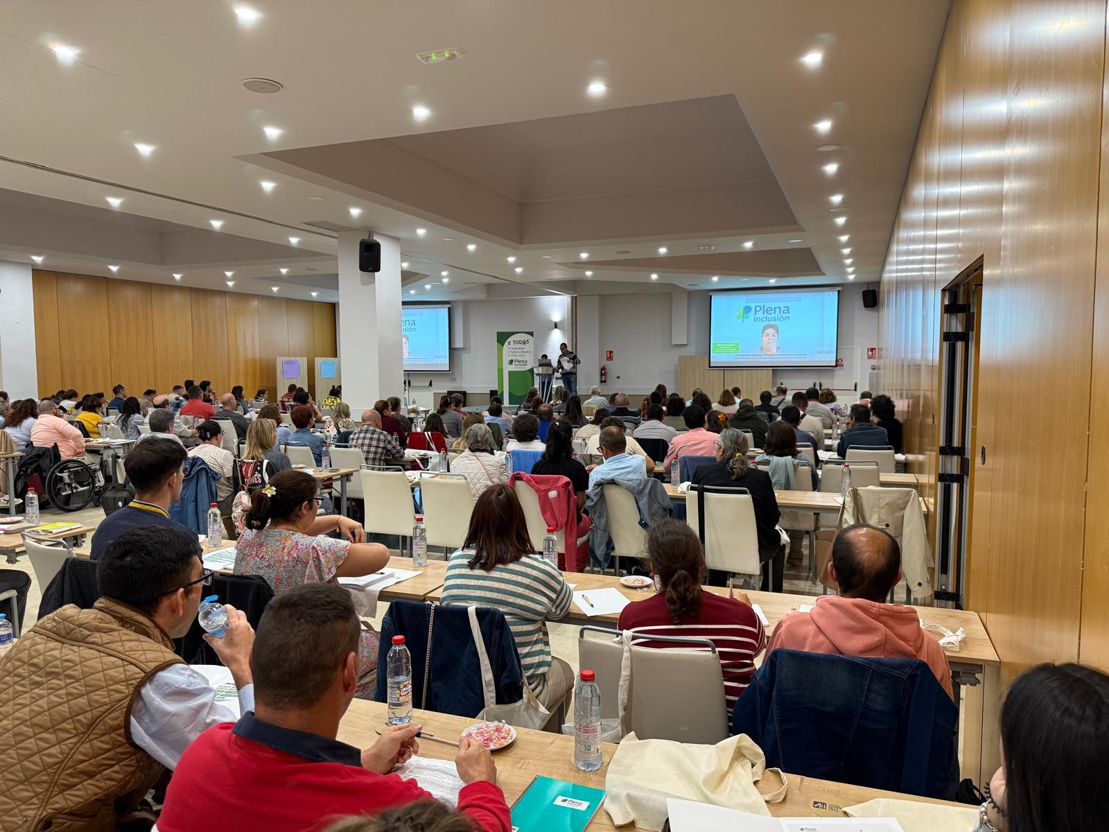 Ir a Los grupos de autogestores de Plena inclusión Andalucía reflexionan sobre ética y participación en su encuentro anual