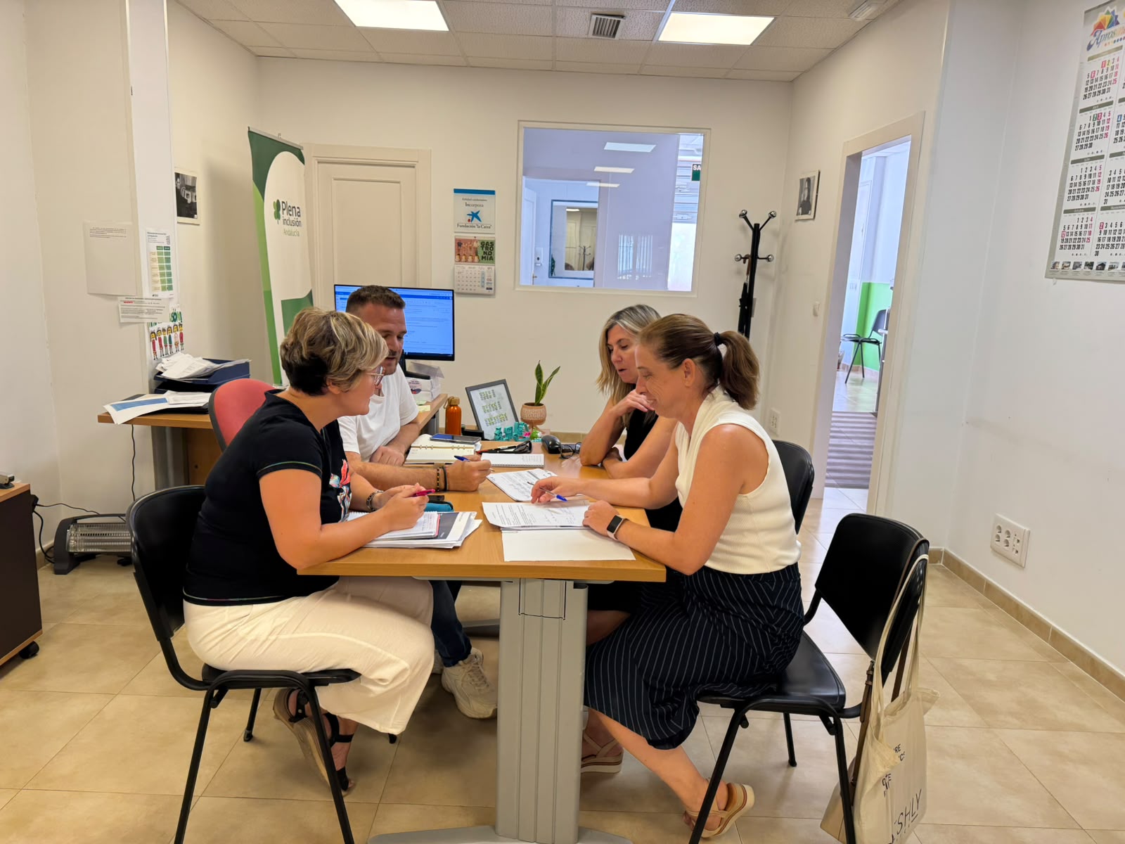 Ir a Plena inclusión Andalucía participa en una nueva mesa de trabajo del programa Incorpora